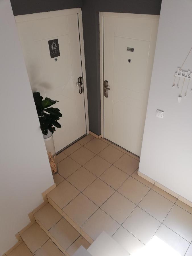 Hotel Nest Belgrado Exterior foto